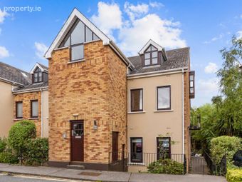 50 Village Court, Butterfield Avenue, Dublin 14