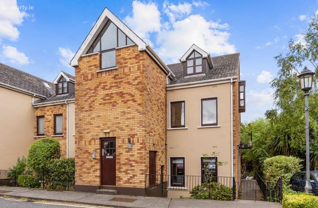 50 Village Court, Butterfield Avenue, Rathfarnham, Dublin 14, Dublin 14 - Click to view photos