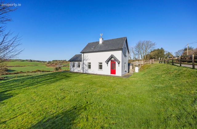 Saoirse, Clounkeen East, Leap, Co. Cork - Click to view photos
