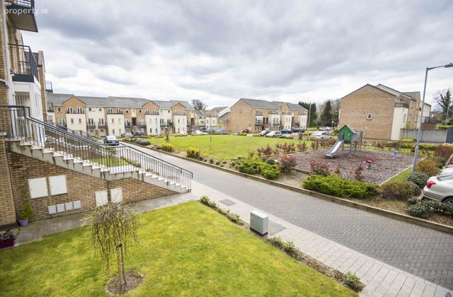 Achill Square, Blanchardstown, Dublin 15 - Click to view photos