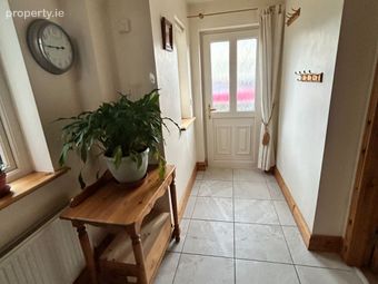 20 Cuirt Merriman, Ardnaculla, Ennistymon, Ennistymon, Co. Clare - Image 2