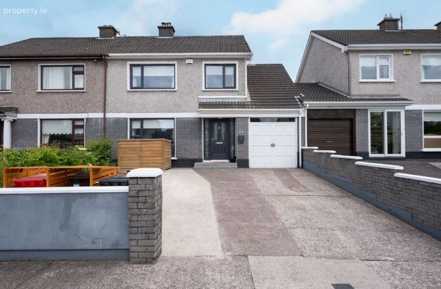 Mellrina, 24 Whitethorn Avenue, Inniscarra View, Clash, Co. Cork - Click to view photos