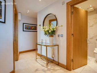 2 Bedroom Apartment, Erne Street Upper, Dublin2, Dublin 2 - Image 3