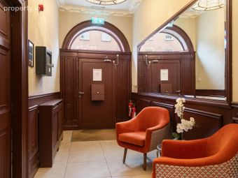Upper Mount Street, Dublin 2 - Image 4