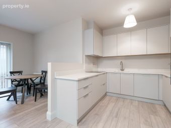 Stonebridge Wood, Dublin 18, Loughlinstown, Co. Dublin - Image 5