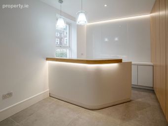 18 Clanwilliam Square, Clanwilliam Quater, Grand Canal Dock, Dublin 2 - Image 2