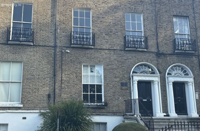 102 Pembroke Road, Ballsbridge, Dublin 4 - Click to view photos