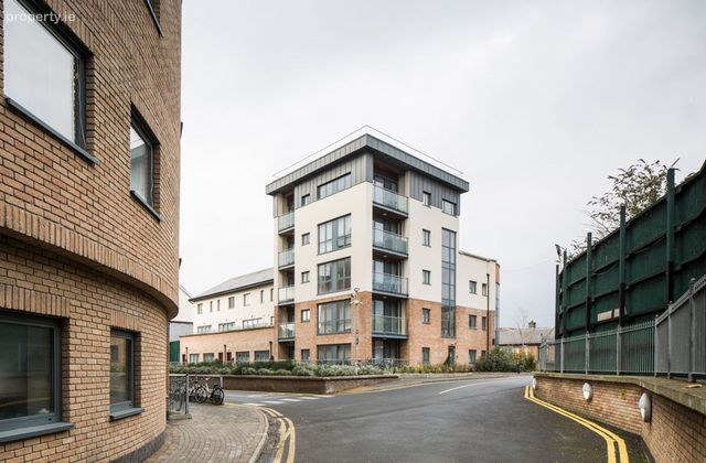 Apartment 21, Sion House, Tyrone Court, Inchicore, Dublin 8 - Click to view photos