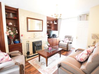 13 Roger Casement Park, Glasheen Road, Glasheen, Co. Cork - Image 2