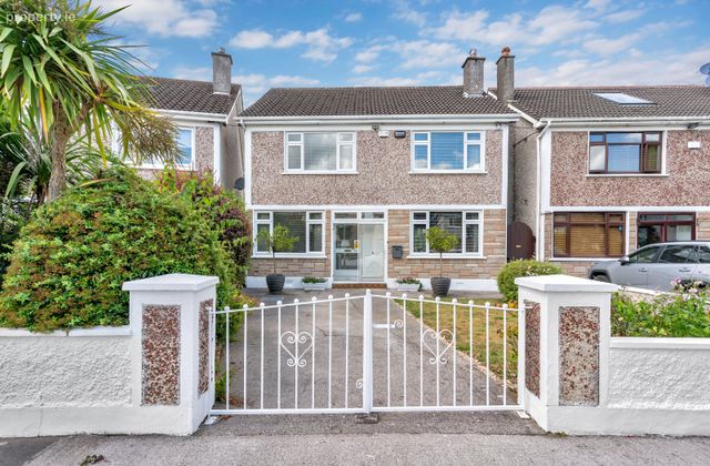 64 Hollywood Park, Naas, Co. Kildare, Naas, Co. Kildare - Click to view photos