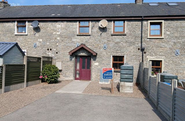 11 Arbour Mews, Glanworth, Fermoy, Co. Cork - Click to view photos
