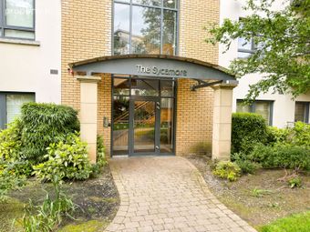 Apartment 9, The Sycamore, Elmfield, Leopardstown, Dublin 18 - Image 2