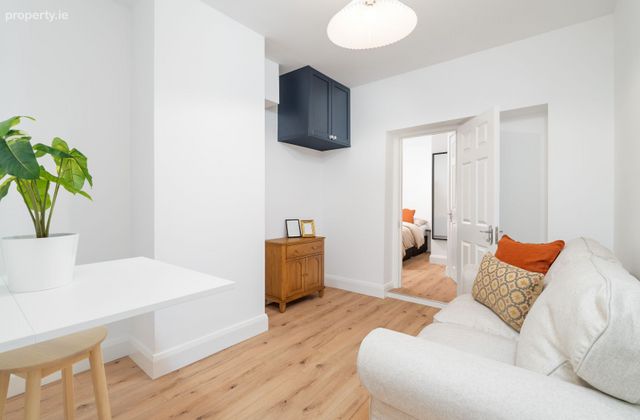 Botanic Road (f3), Glasnevin, Dublin 9 - Click to view photos