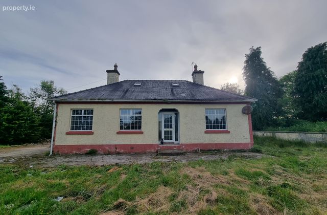 Glenfield South, Liscarroll, Co. Cork, Liscarrol, Co. Cork - Click to view photos