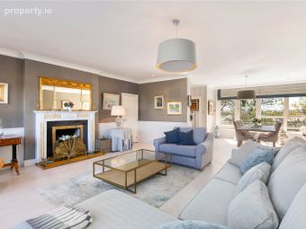 12 Yeats Hall, Carrickmines Avenue, Carrickmines Wood, Dublin 18, Dublin 18