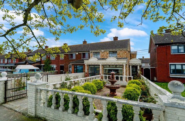 50 Bunratty Drive, Kilmore, Dublin 5 - Click to view photos