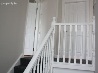 13 Castlegrove West, Castlebar, Co. Mayo - Image 4
