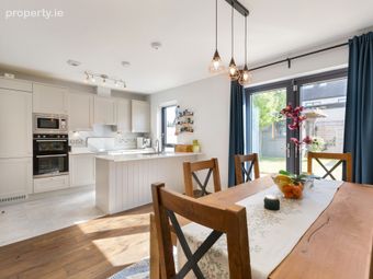 5 Lyreen Lawn, Mariavilla, Maynooth, Co. Kildare, Maynooth, Co. Kildare - Image 2