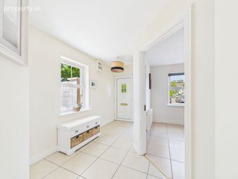 30 Cois Na Habhann, Cloyne, Co. Cork - Image 3
