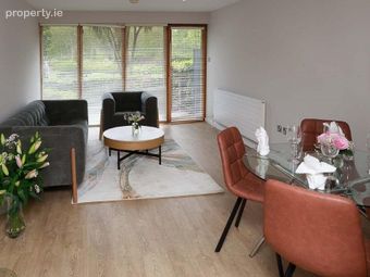 Merton Hall, Milltown Avenue, Milltown, Dublin 6 - Image 2