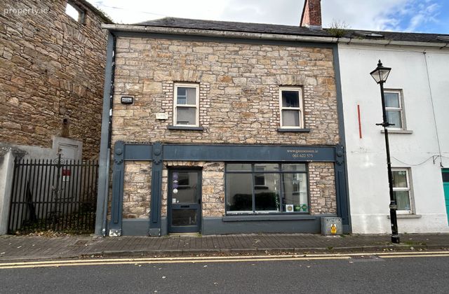 Kevin Parade, Killaloe, Co. Clare - Click to view photos