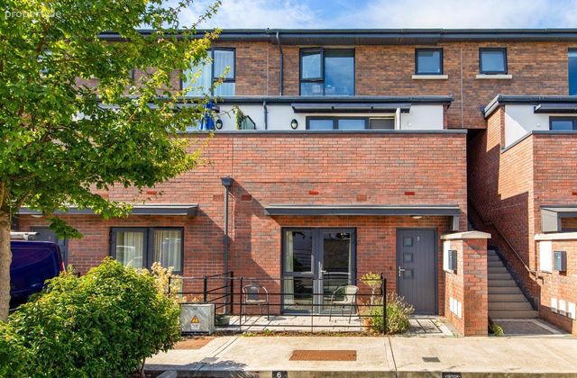 5 Stonebridge Wood, Shankill, Dublin 18, Shankill, Dublin 18 - Click to view photos