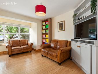 1 Stepaside Villas, Stepaside, Stepaside, Dublin 18 - Image 4