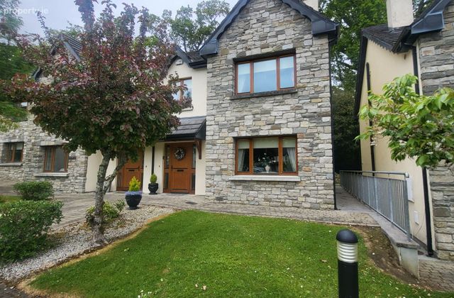 20 Lord Leitrim Court, Lough Rinn, Gortletteragh, Co. Leitrim - Click to view photos