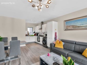 29 Red Arches Park, The Coast, Baldoyle, Dublin 13 - Image 4