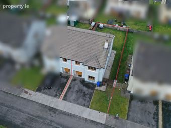 31 Woodstream, Castlerea, Castlerea, Co. Roscommon - Image 2