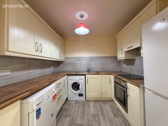 38 Christendom Avenue, Abbeylands, Ferrybank, Slieverue, Co. Kilkenny - Image 5