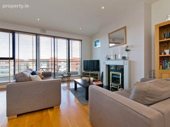 136 The Oval, Tullyvale, Cabinteely, Dublin 18, Cabinteely, Dublin 18 - Image 4