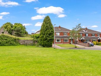 11 Grangebrook Vale, Rathfarnham, Dublin 16, Rathfarnham, Dublin 16 - Image 2