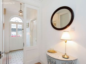34 Raglan Lane, Dublin 4, Ballsbridge, Dublin 4 - Image 2