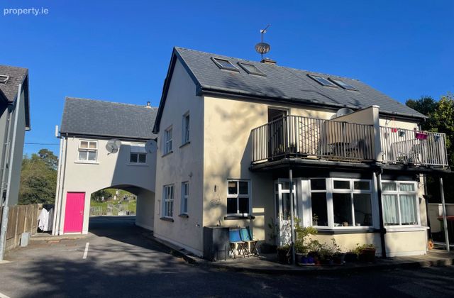 4 Riverside, Glengarriff, Glengarriff, Co. Cork - Click to view photos