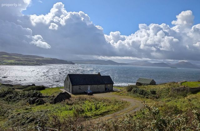 Stone Cottage, West Town, Malin Head, Malin, Co. Donegal, Malin, Co. Donegal - Click to view photos