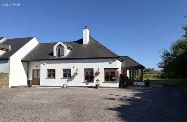Gortnaclohy, Skibbereen, Co. Cork - Click to view photos