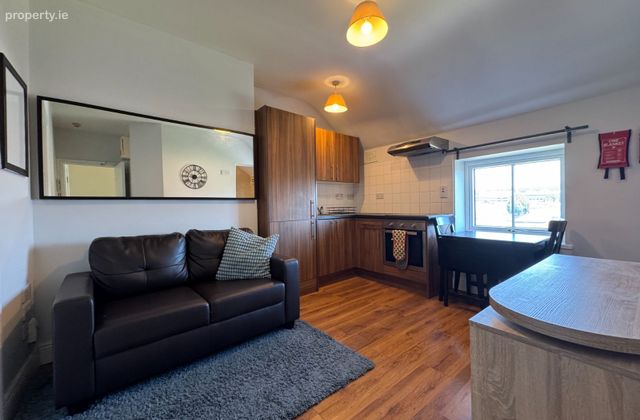 Flat 4, 9 Drumcondra Road Lower, Drumcondra, Dublin 9 - Click to view photos