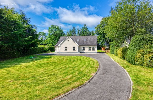 Cartrons, Longford, Longford Town, Co. Longford - Click to view photos