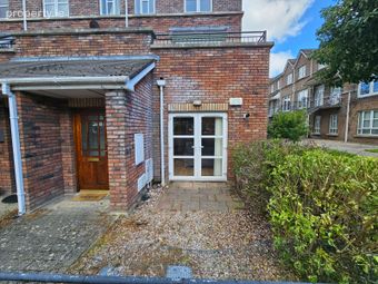 87 Latchford Square, Castaheany, Clonsilla, Dublin 15 - Image 4