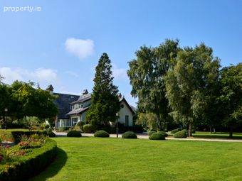 Weavers Hall, Plunkett Avenue, Westminster Road, Foxrock, Dublin 18, Foxrock, Dublin 18 - Image 3