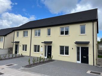 Three Bed Mid/end Terrace, Harbour Heights, Rochestown Road, Rochestown, Co. Cork, Passage West, Co. Cork