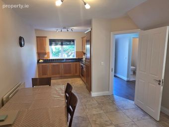70 Leslies Arch, Old Quarter, Ballincollig, Co. Cork - Image 4