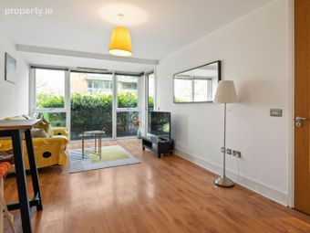 Apartment 26, Weavers Hall, Levmoss Park, Leopardstown, Dublin 18 - Image 4