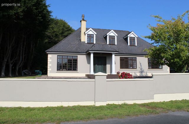 Strawhall, Fermoy, Co. Cork - Click to view photos