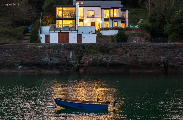 Seaglass, Ardkilly, Sandycove, Kinsale, Co. Cork - Click to view photos