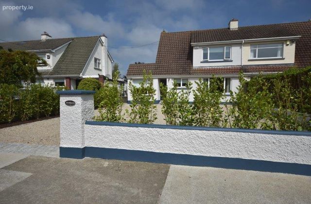 13 Shrewsbury Road, Shankill, Dublin 18 - Click to view photos