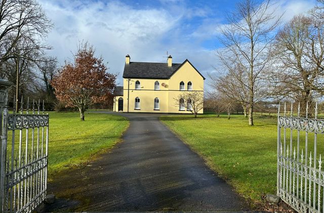 The Presbytery, Dromagh, Kanturk, Co. Cork - Click to view photos
