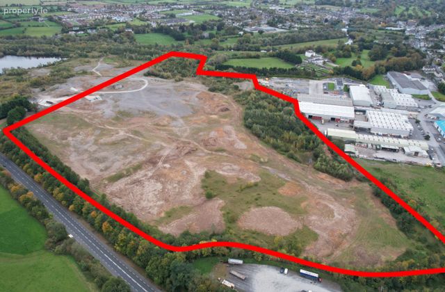 Junction 10 M8 Lands, Cahir, Co. Tipperary - Click to view photos