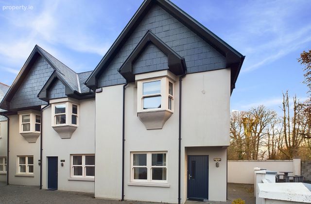 Westend Mews, New Street, Killarney, Co Kerry, Killarney, Co. Kerry - Click to view photos